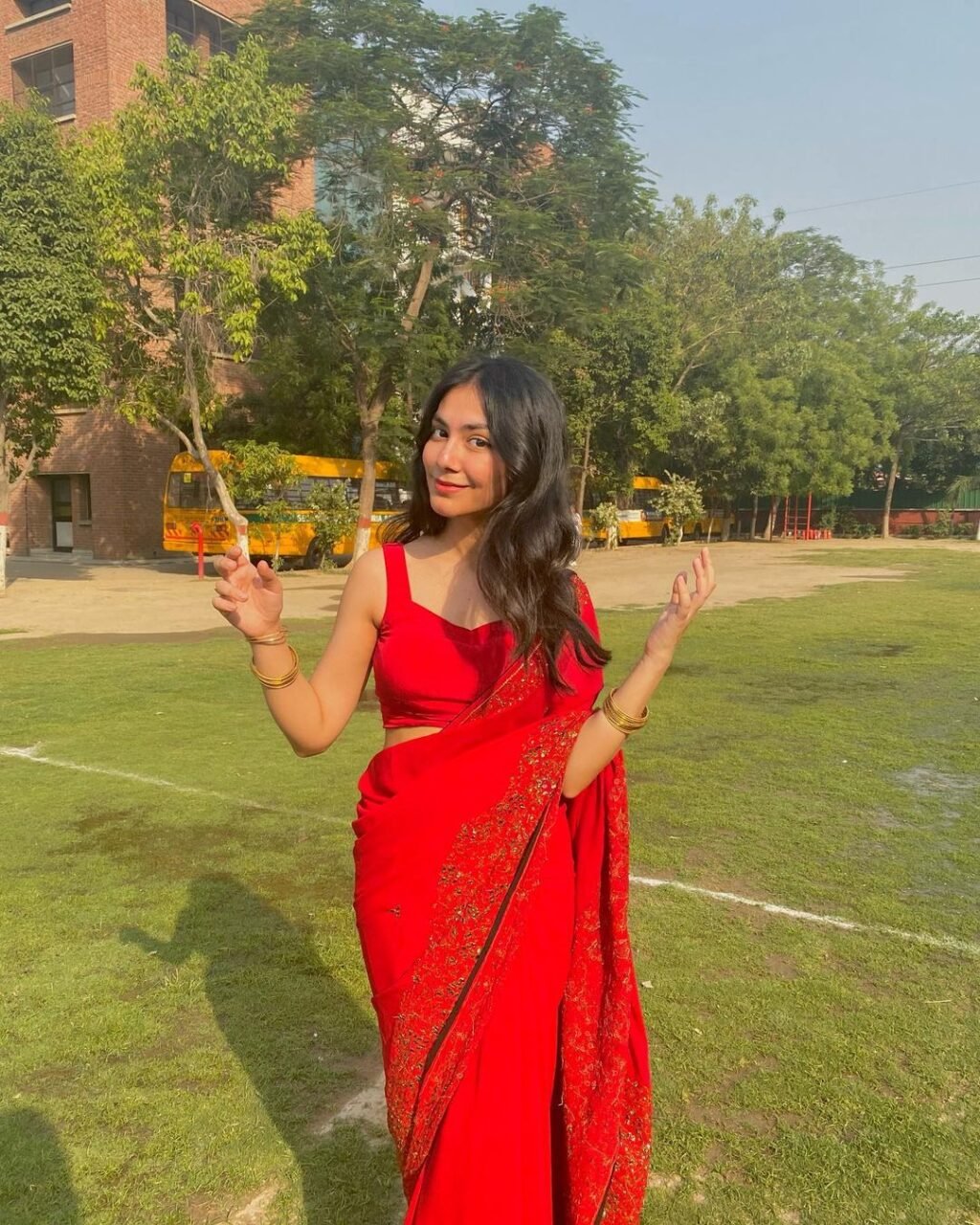 Tanishka Bahl – Bio, Age, Net Worth, Singer - Aflence